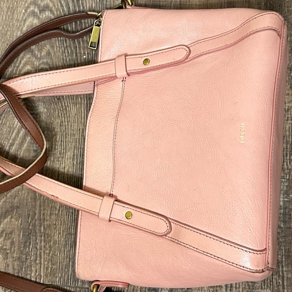Fossil Pink Leather Tote Bag- EUC 2 straps smaller size - Picture 7 of 11